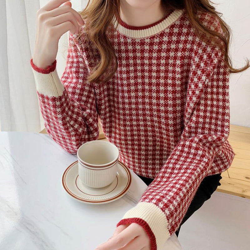 Cleo Classic O-Neck Plaid Knitted Sweater
