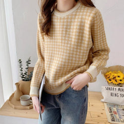 Cleo Classic O-Neck Plaid Knitted Sweater